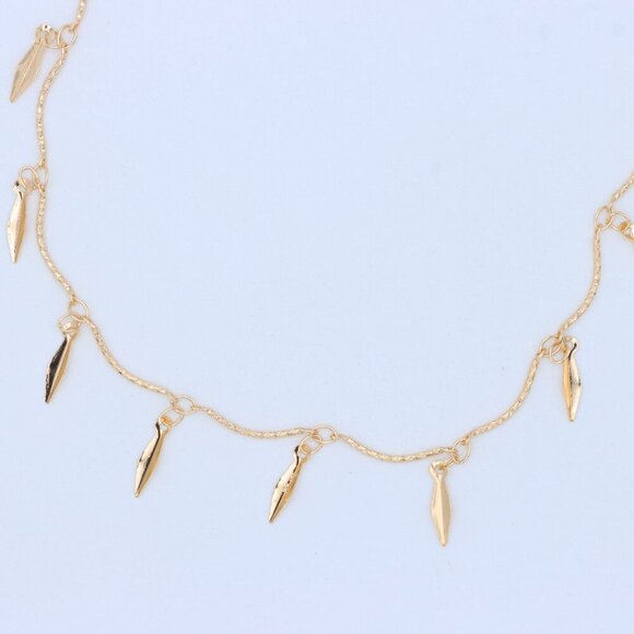 "Minimalist & Elegant Necklace Chain – Perfect for Women & Girls | UNVRC1084 - Picture 4 of 10